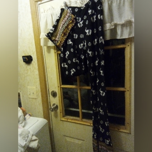 Mom/Baby safari wear!! Women's pants & baby robe both elephant & zebra cover-up - Picture 1 of 9